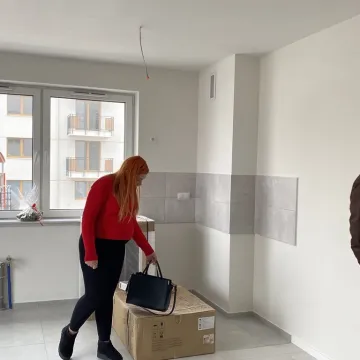 Nowy rozdział dla rodzin z Radomska. Wręczono klucze do mieszkań SIM