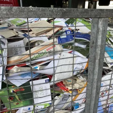 Zbierz makulaturę, pomóż Kacprowi odzyskać sprawność