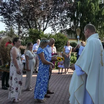 Parafia Dziepółć dziękowała za plony