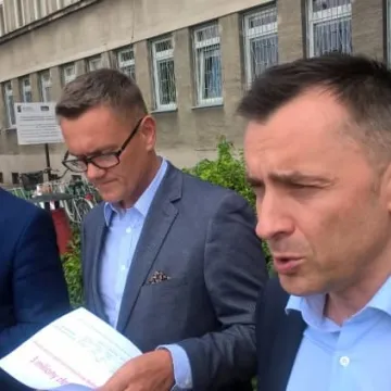 Czerwona kartka dla prezesa PGK od radnych PO