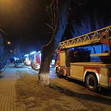 Ewakuacja mieszkańców. Pożar w mieszkaniu przy Młodzowskiej w Radomsku