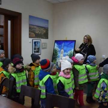 Przedszkolaki z wizytą u Burmistrza Kamieńska