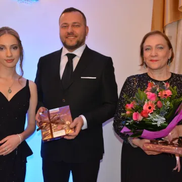 Bal studniówkowy maturzystów z Przedborza