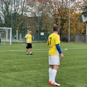 Liga „Szóstek” w Radomsku. Wysoka wygrana lidera tabeli