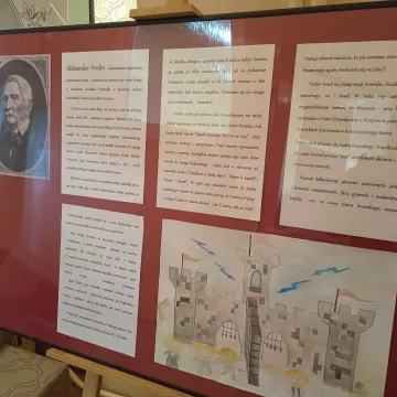 Uczniowie „elektryka” wystawili „Zemstę” Aleksandra Fredry