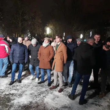 Tak dla prostych podatków. Nie dla imigracji. Sławomir Mentzen pojawił się w Radomsku