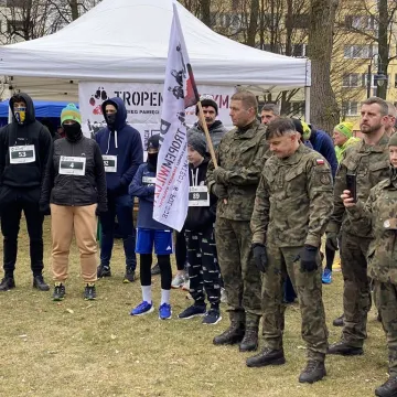 [WIDEO] Radomsko uczciło Żołnierzy Wyklętych biegiem Tropem Wilczym