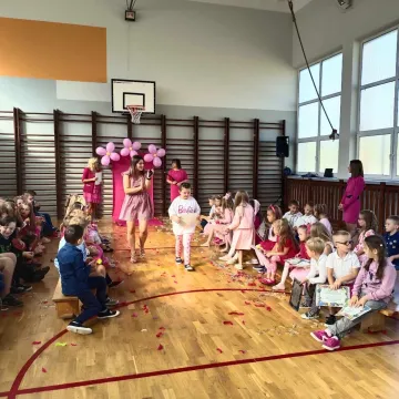 Pasowanie na przedszkolaka w PSP nr 8 w Radomsku