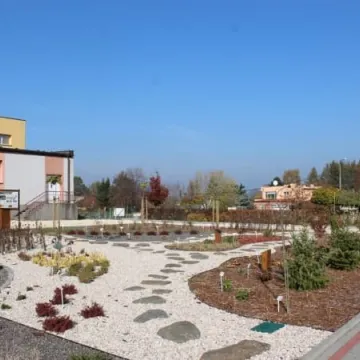 Ekopracownia pod chmurką w PSP nr 9 w Radomsku już działa