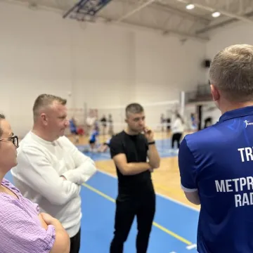 W Radomsku rozegrano Powiatowy Turniej Minisiatkówki