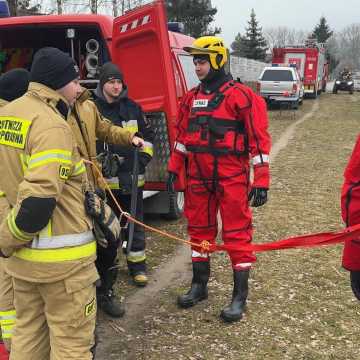 [WIDEO] Bezpieczeństwo podczas ferii zimowych. Apel o rozwagę na lodzie