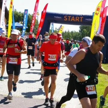 300 biegaczy zmierzyło się z Górą Kamieńsk