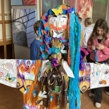 Pożegnanie zimy w muzeum. Warsztaty tworzenia Marzanny