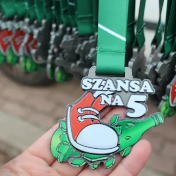 Radomsko: Ponad 200 zawodników w biegu „Szansa Na 5”