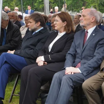 W Bąkowej Górze upamiętniono 77. rocznicę mordu żołnierzy KWP