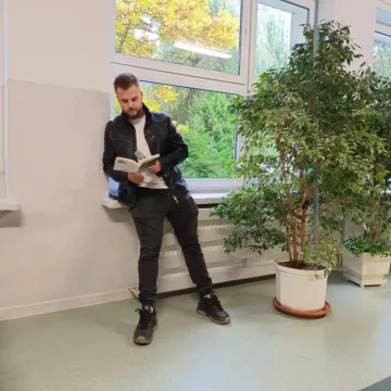 Marcin Wodo promował książkę „Ciemne plamy w Radomsku”