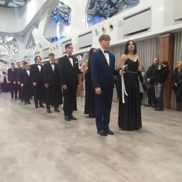 Studniówka 2024: bal maturzystów radomszczańskiego „mechanika”