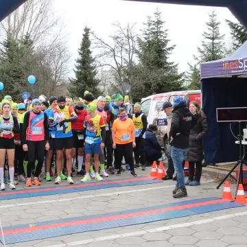 Radomsko: Ponad 200 zawodników w biegu „Szansa Na 5”