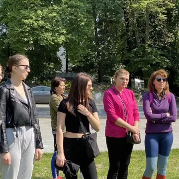 Żołnierze uczą w Radomsku kobiety podstaw samoobrony