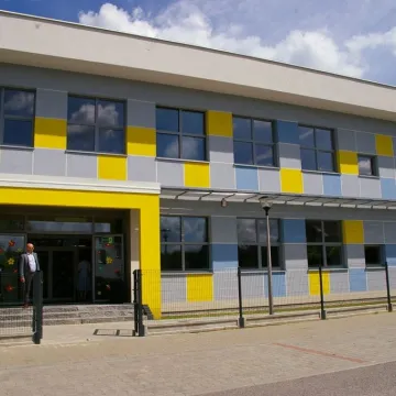 Nowoczesne-pasywne przedszkole w Gomunicach uroczyście otwarte