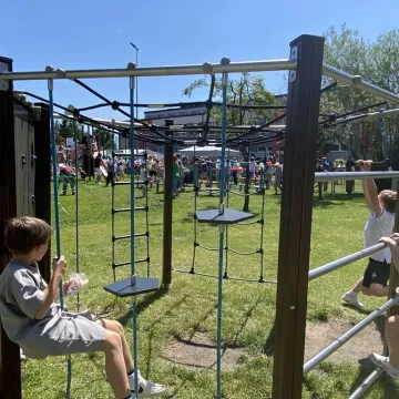 Plac zabaw przy PSP nr 7 oficjalnie otwarty