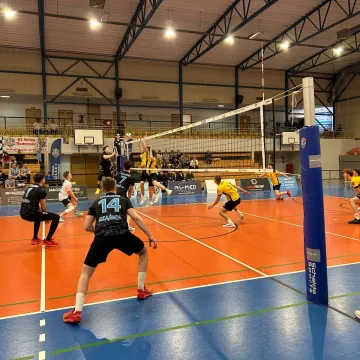 Zacięta walka w Radomsku. METPRIM Volley pokonuje Resursę Łódź po tie-breaku