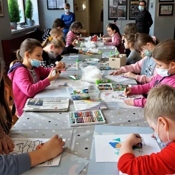 Ferie 2022: warsztaty plastyczne w Muzeum Regionalnym w Radomsku