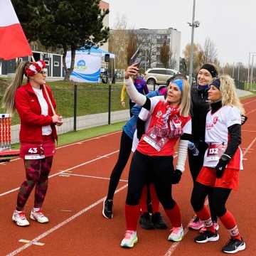 [WIDEO] Pobiegli, by uczcić Niepodległą. Za nami Radomszczański Bieg Niepodległości