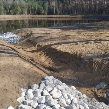 Zbiornik w Suchej Wsi zmienia oblicze