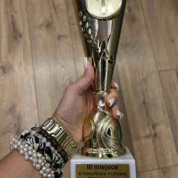 Herosi z Radomska z medalami w Dobryszycach