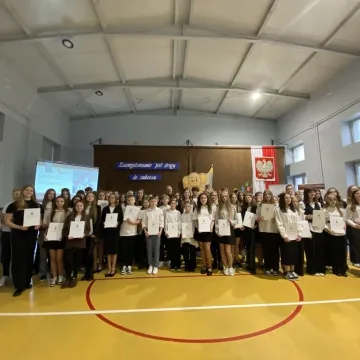 Najlepsi z najlepszych. Uczniowie  nagrodzeni stypendiami prezydenta