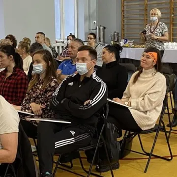 Trzeba pobudzić młodzież do aktywności fizycznej. Konferencja w Radomsku