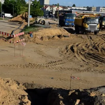 Prace przy budowie ronda na ul. Brzeźnickiej