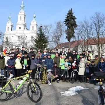 Rowerowo.pl powitało wiosnę na rowerach