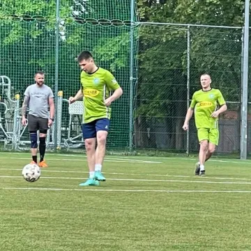 W lidze „Szóstek” trzy drużyny z kompletem punktów