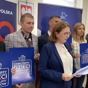 PiS: Trzeba ustrzec dzieci i młodzież przed seks-edukatorami. Ruszyła zbiórka podpisów