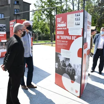 Piotrków Tryb.: wystawa o Solidarności otwarta