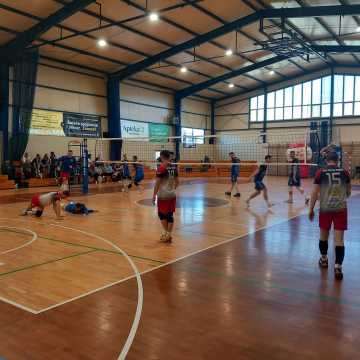 Awans! Awans! METPRIM Volley Radomsko w II lidze siatkówki!