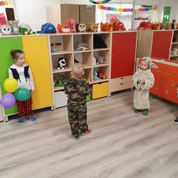 To ich pierwszy taki bal...