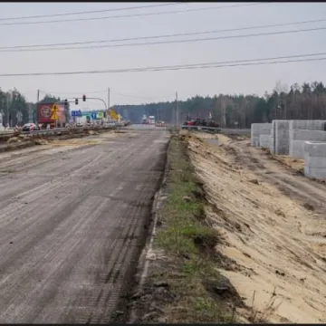 Budowa A1. Postęp prac przy odc. Radomsko - granica województwa 