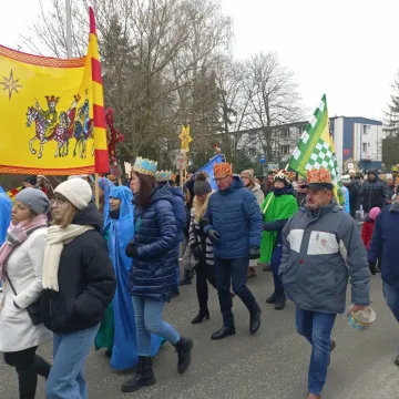 Orszak Trzech Króli w Radomsku: radość i kolędy
