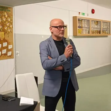 Marcin Wodo promował książkę „Ciemne plamy w Radomsku”