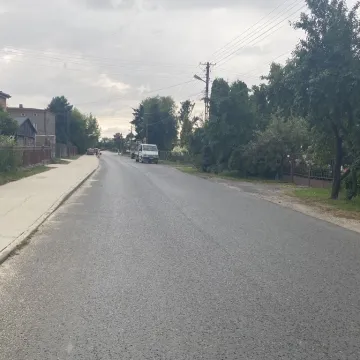 Nowy chodnik na Św. Rocha. Prace nadal trwają