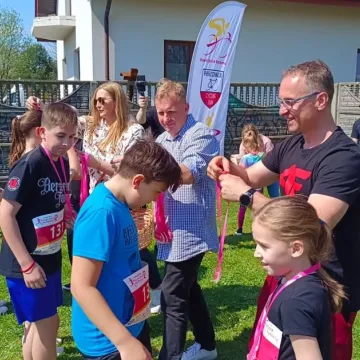 Bieg Charytatywny ulicami Radomska. Cel? Pomoc dla Pauliny
