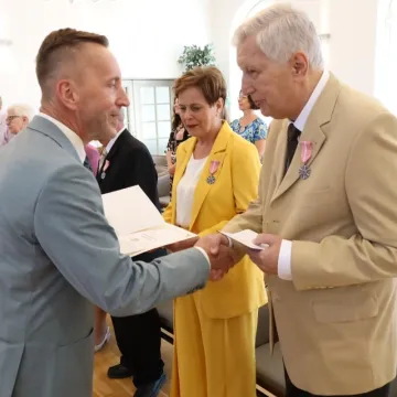 Złoci małżonkowie uhonorowani medalami