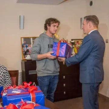 Nagrody dla laureatów olimpiad