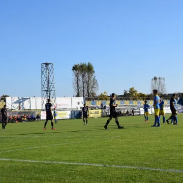 W IV lidze RKS Radomsko wygrywa ze Stalą Głowno