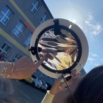 Uczniowie „czwórki” obserwowali zaćmienie Słońca