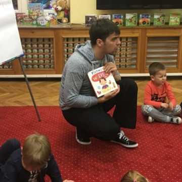 Kampania „Mała książka – wielki człowiek” w Radomsku