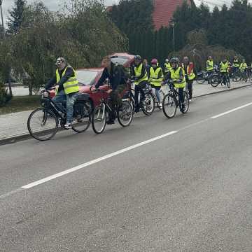 [WIDEO] I Rajd Rowerowy śladami Armii Krajowej i Konspiracyjnego Wojska Polskiego w Gminie Gomunice